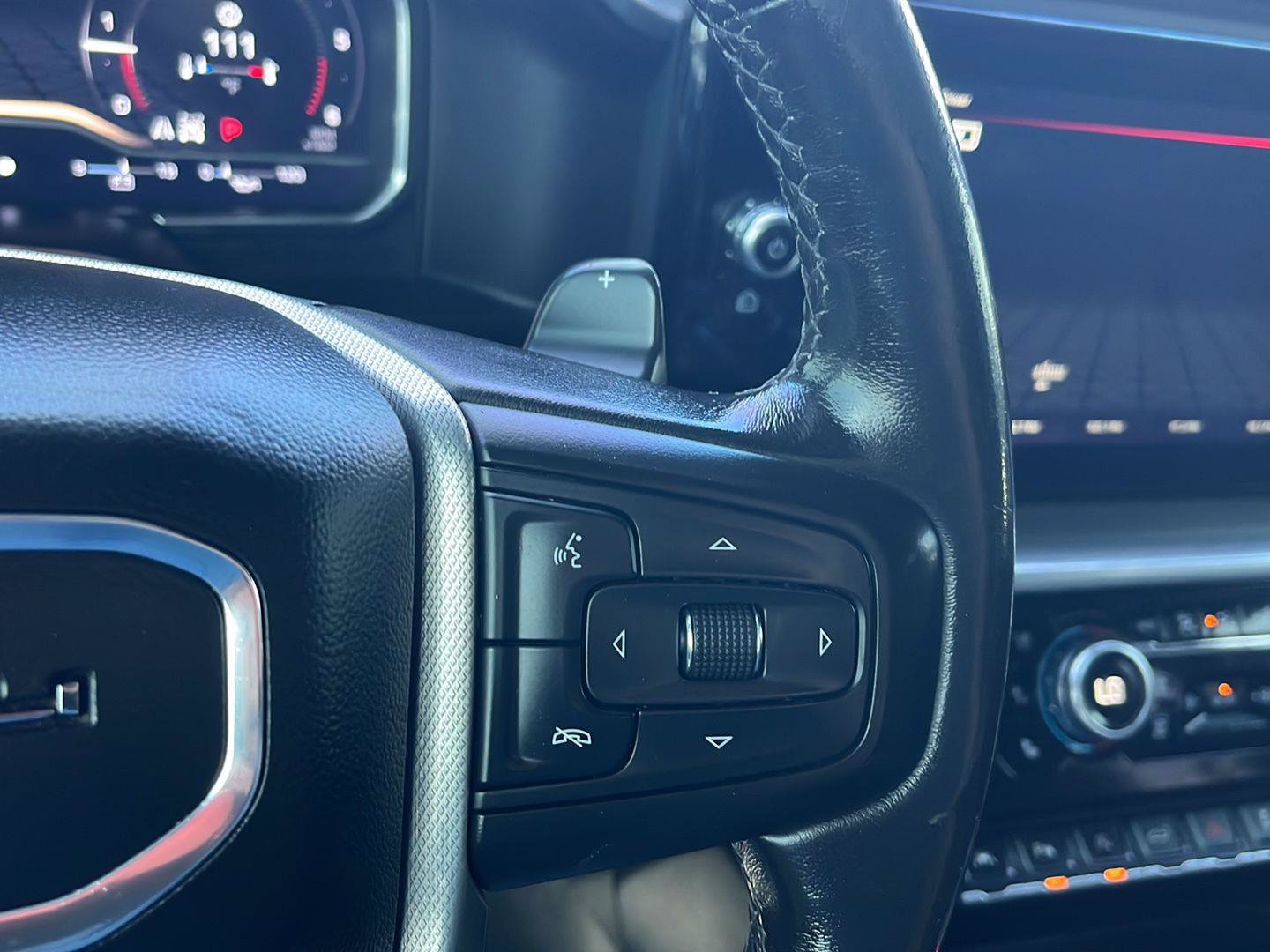 Used 2022 GMC Sierra 1500 Denali AWD/4WD image 12
