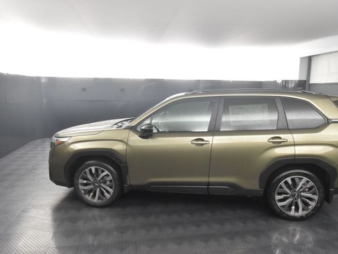 New 2025 Subaru Forester Touring image 7