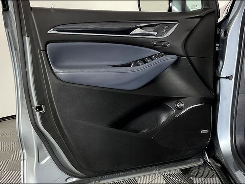 Used 2024 Buick Enclave Premium image 24