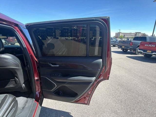 Used 2021 Jeep Grand Cherokee L Laredo AWD/4WD image 25