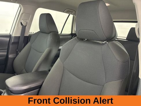 Used 2023 Toyota RAV4 LE FWD image 9
