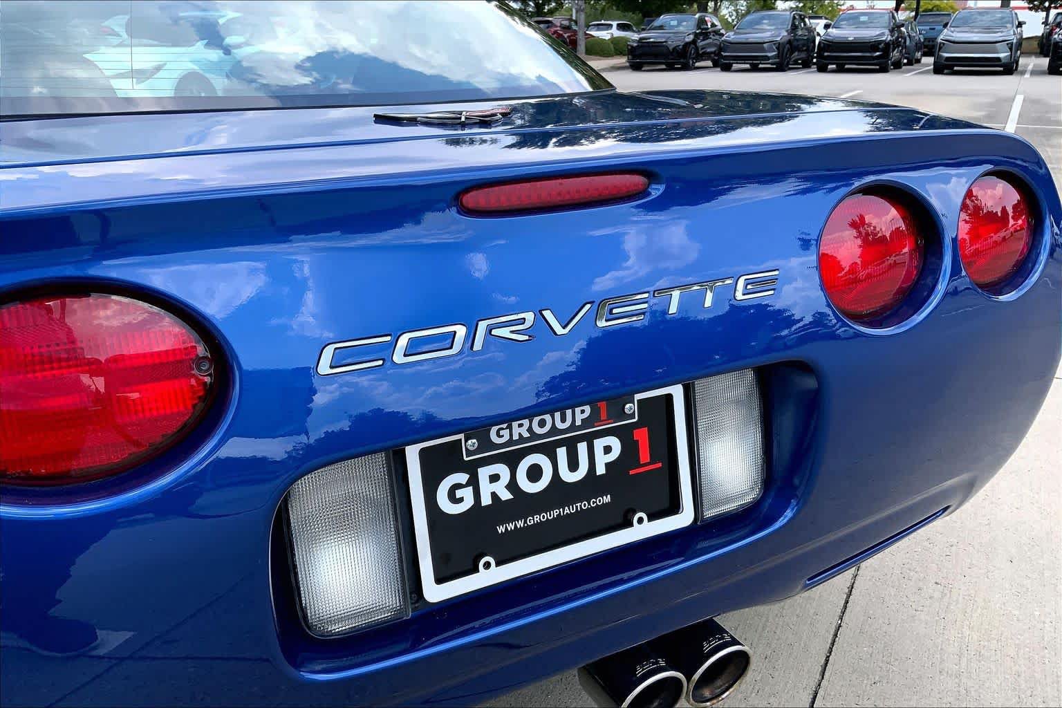 Used 2002 Chevrolet Corvette Coupe RWD image 27