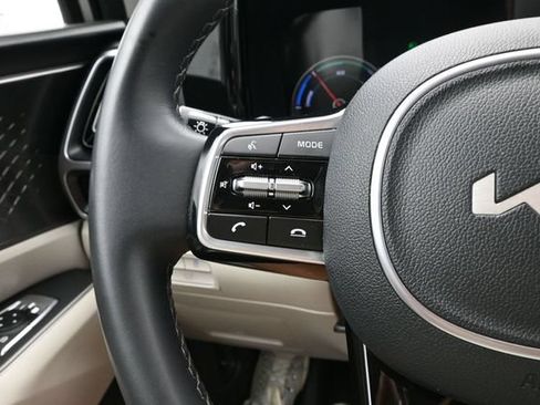 Used 2023 Kia Sorento EX AWD/4WD image 24