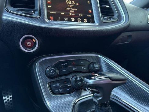 Used 2016 Dodge Challenger SRT Hellcat image 30