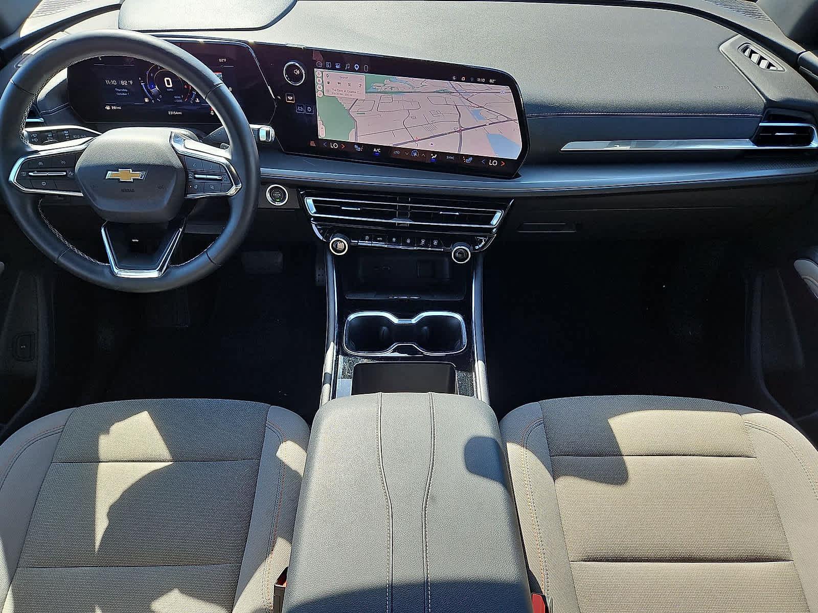 Used 2026 Chevrolet Traverse LT w/ Driver Confidence Package FWD image 26