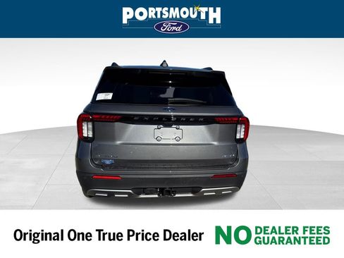 New 2026 Ford Explorer Active image 24