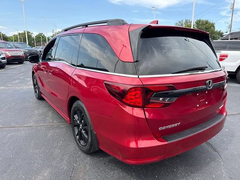 Used 2023 Honda Odyssey Sport image 9