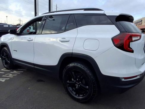 Used 2022 GMC Terrain AT4 w/ Infotainment Package II image 4