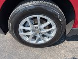 Used 2023 Chevrolet Equinox LT image 2