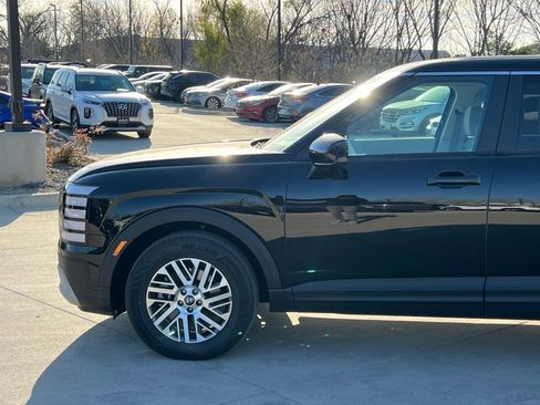 New 2026 Hyundai Palisade SE image 7