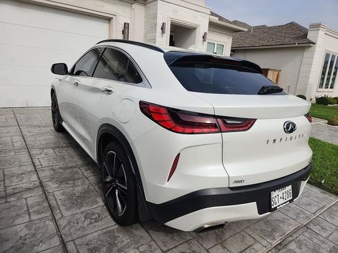 Certified 2023 INFINITI QX55 Essential image 3