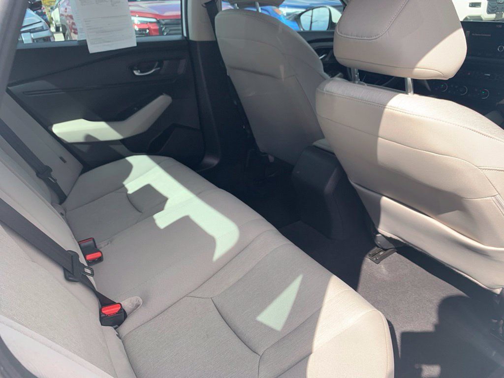 Used 2024 Honda Accord EX image 23