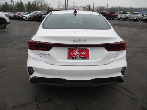 Used 2024 Kia Forte LXS w/ LXS Technology Package image 7