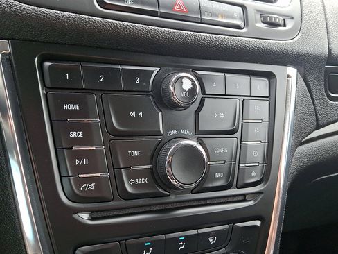 Used 2016 Buick Encore FWD image 18