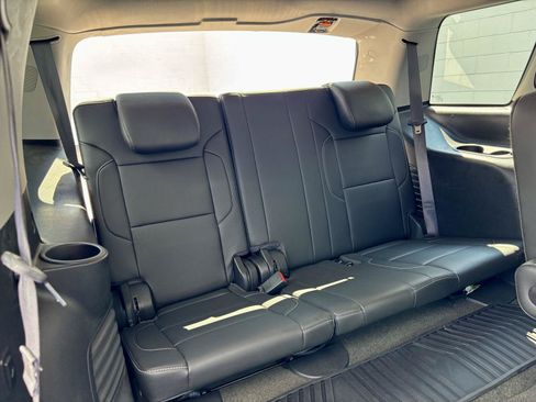 Used 2018 Chevrolet Tahoe LT AWD/4WD image 14