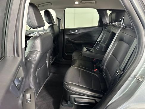 Used 2022 Ford Escape SEL w/ Class II Trailer Tow Package image 25