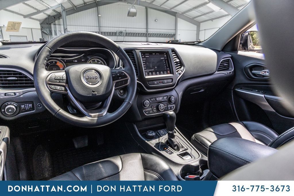 Used 2022 Jeep Cherokee Latitude Lux AWD/4WD image 17