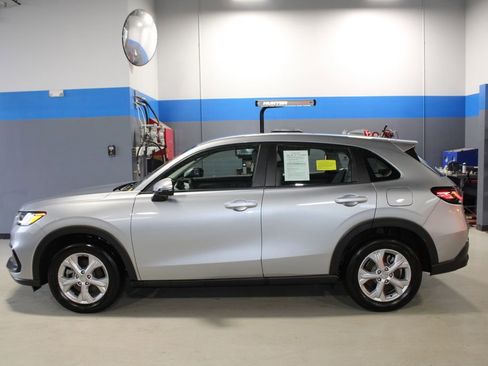 Certified 2025 Honda HR-V LX image 16