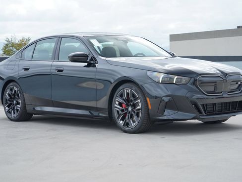 New 2026 BMW i5 M60 AWD/4WD image 3