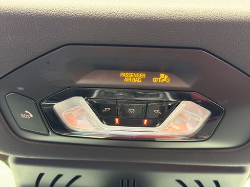 Used 2022 BMW M850i xDrive M850i xDrive w/ M Carbon Exterior Package image 38