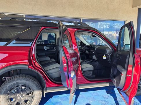 New 2025 Ford Bronco Sport Badlands w/ Sasquatch Badlands Package image 32