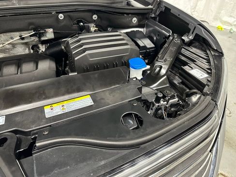 Used 2025 Volkswagen Atlas SE image 72