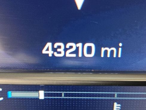 Used 2024 Chevrolet Silverado 3500 LT w/ Convenience Package image 22