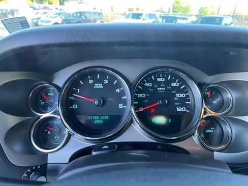 Used 2008 Chevrolet Silverado 2500 LT w/ 1LT Convenience Package AWD/4WD image 21