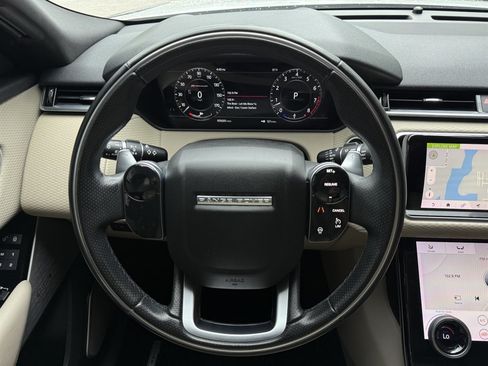 Used 2018 Land Rover Range Rover Velar R-Dynamic SE AWD/4WD image 19