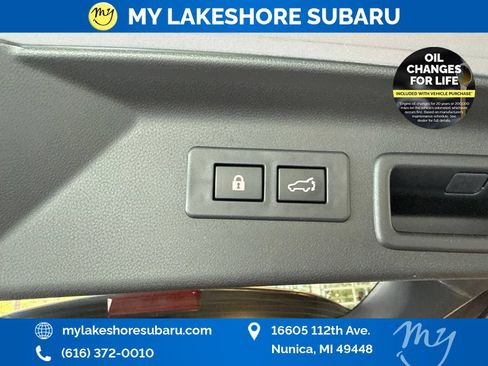 Certified 2025 Subaru Forester Premium AWD/4WD image 30