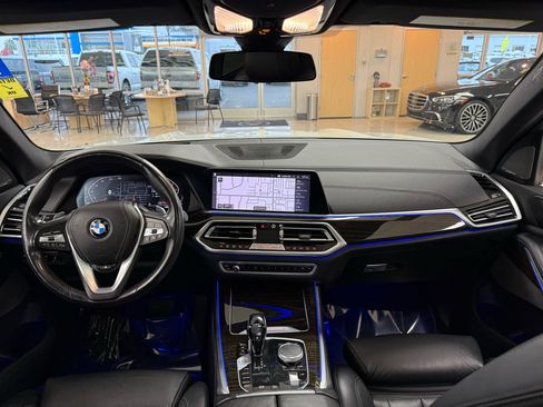 Used 2020 BMW X5 xDrive40i w/ Premium Package image 11