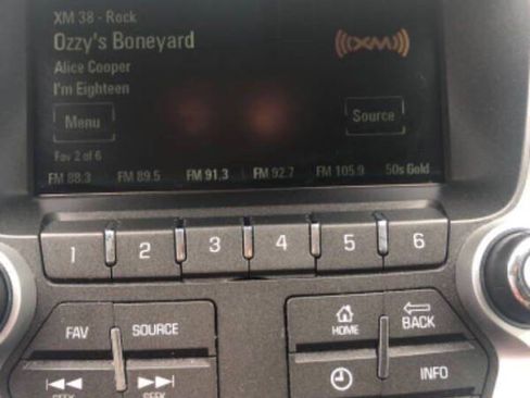 Used 2016 Chevrolet Equinox LS FWD image 3