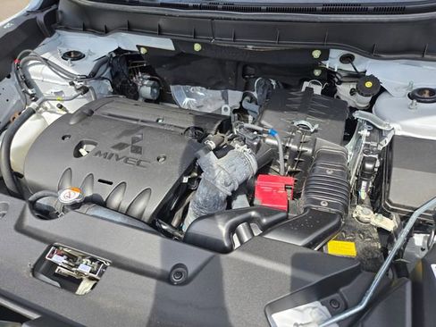 Used 2025 Mitsubishi Outlander Sport AWD image 19