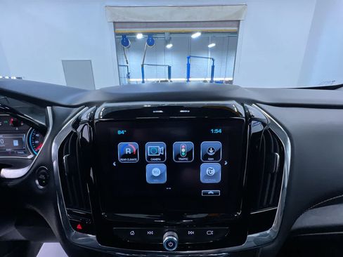 Used 2018 Chevrolet Traverse Premier w/ Redline Edition AWD/4WD image 25