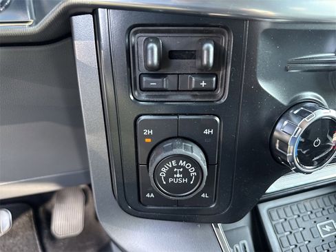 New 2025 Ford F150 Lariat w/ Equipment Group 502A High image 28