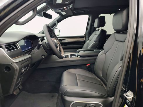 New 2026 Jeep Grand Wagoneer Limited AWD/4WD image 20