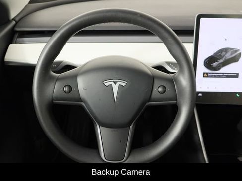 Used 2021 Tesla Model Y Long Range image 7