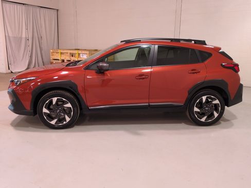 Used 2024 Subaru Crosstrek 2.5i Limited AWD/4WD image 7