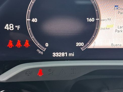 Used 2022 Porsche Taycan 4S image 25