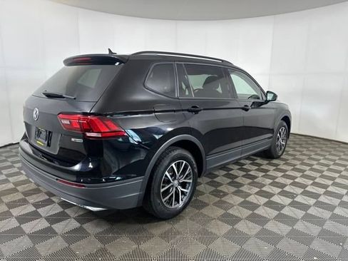 Used 2021 Volkswagen Tiguan S image 3