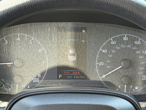 Used 2025 Toyota Corolla LE FWD image 16