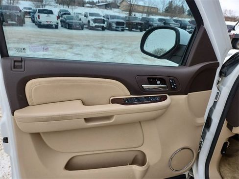 Used 2007 GMC Yukon Denali image 20