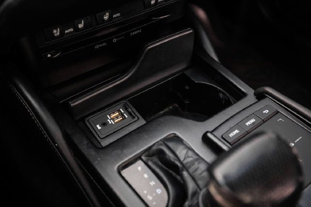 Used 2019 Lexus ES 350 F Sport w/ Accessory Package 2 FWD image 58
