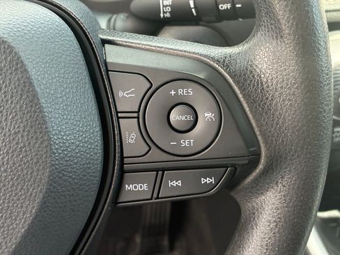 Used 2022 Toyota RAV4 XLE w/ Convenience Package AWD/4WD image 20