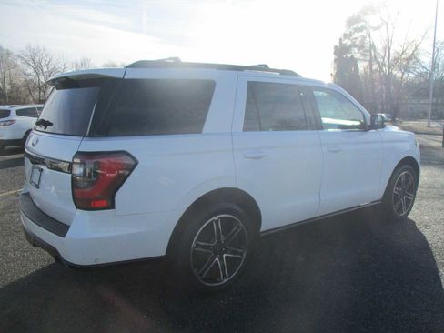 Used 2020 Ford Expedition Limited w/ Equipment Group 303A image 5