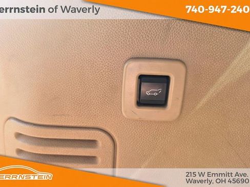 Used 2010 Lincoln Navigator L 4WD image 33