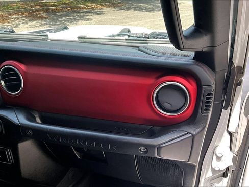 Used 2020 Jeep Wrangler Unlimited Rubicon AWD/4WD image 22
