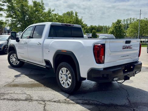 Used 2022 GMC Sierra 2500 Denali w/ Technology Package AWD/4WD image 3