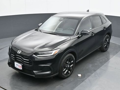 Used 2023 Honda HR-V Sport image 17