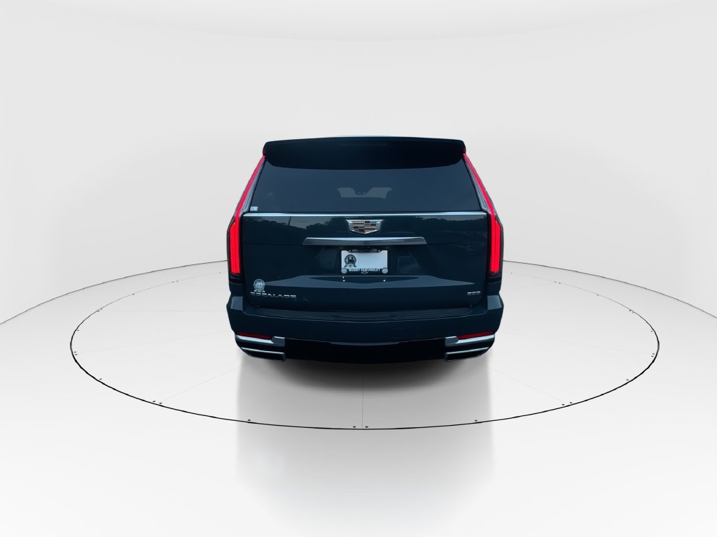 Used 2026 Cadillac Escalade ESV Luxury w/ Touring Package AWD/4WD image 7
